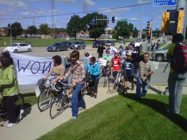 47398_157393314273394_100000081795307_506336_3579306_n