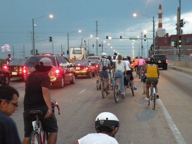 59581_1594928870383_1150775472_1682131_5196993_n